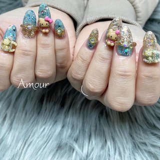 シャネル風ネイルのネイルデザイン｜ネイルブック