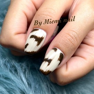 #ニュアンスネイル #アニマル柄 #個性的ネイル #寝屋川市ネイルサロン #寝屋川市ニュアンスネイル #寝屋川市駅前 
#大阪ネイルサロン 
#アート #オールシーズン #ハンド #アニマル柄 #ニュアンス #個性派 #ミディアム #スクエア #ホワイト #ベージュ #ブラウン #ジェルネイル #お客様 #Miemi #ネイルブック