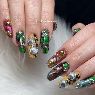 2025年】新着順｜春/ブラック/ディズニーネイルのネイルデザイン