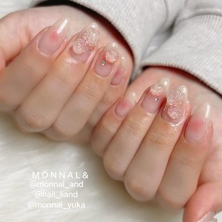 . 【HAND】デザインし放題ジェルコース11,000yen 
【メニュー名】#チークネイル#ローズネイル 
【担当スタッフ】YUKA @monnal_yuka 
.
ご来店ありがとうございます☺︎
.
.
.
━━━━━━━━━━━━━━━━━━━━
ジェル・スカルプメニュー
【担当YUKA指名】合計金額より
20%OFFキャンペーン実施中🌷
━━━━━━━━━━━━━━━━━━━━
【福井店】ご予約はこちら↓

LINE ID @vnd4371h
LINEから24時間ネットご予約受付中です💌

 MONNAL& モナールアンド 
営業時間 9:30～18:00 (Lo.17:00) 
定休日 不定休

住所　福井市大町10-2-2 
ショッピングシティベル近く🔔
.
TEL 0776-63-6268

━━━━━━━━━━━━━━━━━━━━
【鯖江店】ご予約はこちら↓

LINE ID @058rlgbk
LINEから24時間ネットご予約受付中です💌

 美爪ケア育成ネイルサロン Li & リアンド
営業時間 9:30～18:00 (Lo.17:00) 
定休日 日曜日・祝日

住所　鯖江市有定町1丁目8-10 2F
西山公園近く⛲️
.
TEL 0778-25-1552

━━━━━━━━━━━━━━━━━━━━
#MONNAL&#モナールアンド
#Li&#リアンド#monail#もないる
#福井ネイル#福井ネイルサロン
#ケア#ジェル#スカルプ#フットジェル
#ネイル#アートし放題#深爪矯正福井
#パーフェクトフィルイン福井
#ベース一層残し福井#フィルイン福井
#ちゅるんネイル #ワンホンネイル#韓国ネイル#大人かわいいネイル #オフィスネイル#シンプルネイル #オフィス #シンプル #チーク #ちゅるん #ワンホン #韓国 #悠 #ネイルブック