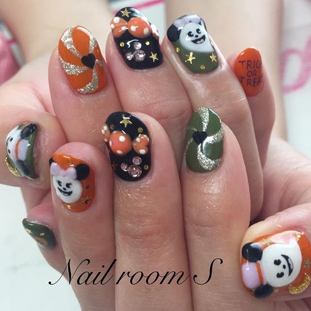 秋 ハロウィン ハンド ホログラム キャラクター ｎailroom ｓのネイルデザイン No ネイルブック