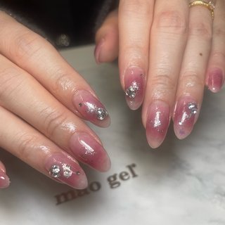 #チークネイル #アートし放題#大人かわいいネイルデザイン #オールシーズン #ハンド #ビジュー #チーク #ミディアム #オーバル #ピンク #ジェルネイル #お客様 #SWEET NAIL #ネイルブック