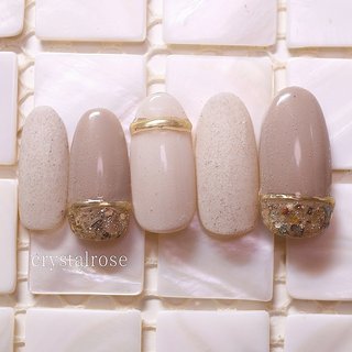 くすみカーキニュアンスゴールドネイル 砂ジェル ミラー 韓国