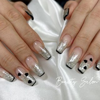 #ハートネイル#バレンタインネイル#佐世保ネイルサロン #春 #冬 #バレンタイン #デート #ハンド #ラメ #ハート #キラキラ #ロング #スクエア #ブラック #シルバー #スカルプチュア #お客様 #Beauty Salon myu #ネイルブック