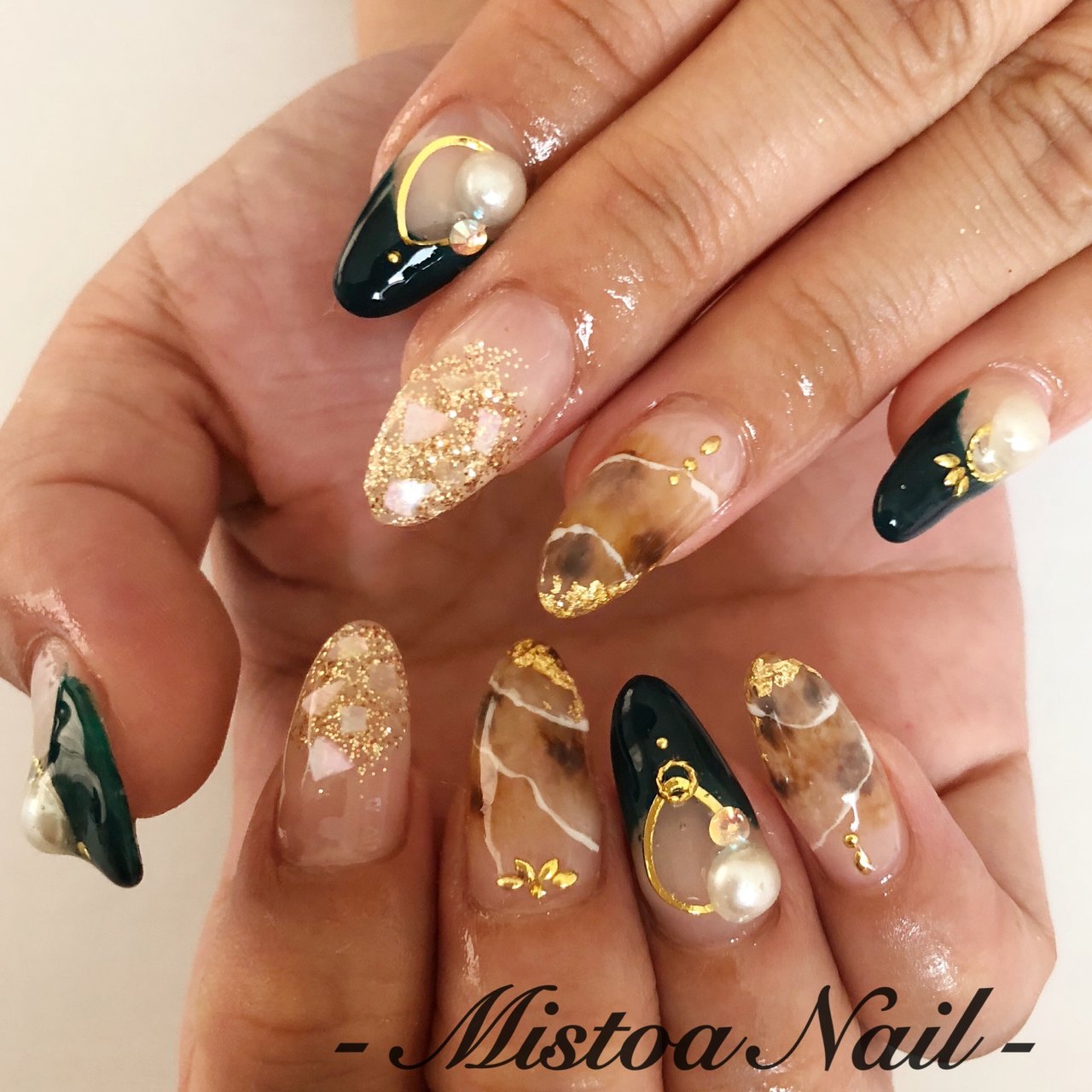 ハンド べっ甲 グリーン Mistoa Nailのネイルデザイン No ネイルブック