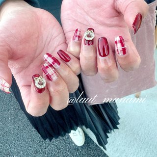 お客様𝑛𝑎𝑖𝑙𓂃𓈒𓏸 #チェックネイル 
𓇼 𓇼 𓇼 𓇼 𓇼 𓇼 𓇼 𓇼 𓇼
yours salon laut.
ɴᴀɪʟsᴀʟᴏɴ＆sᴇʟғᴡʜɪᴛᴇɴɪɴɢ

@laut_manami 
@laut_yourssalon セルフホワイトニング3,800yen〜

open ⇨ 10:00〜19:00
完全予約制・不定休

ネイルLINE ⇨@982htzdj

ホワイトニングLINE⇨@429fjmxo

栃木県宇都宮市平松4-9-6
スプレマシー2 101

※区画整理事業地区内の為、ご来店の際は【カワチ平松本町店】様を目印にお越しください

𓇼 𓇼 𓇼 𓇼 𓇼 𓇼 𓇼 𓇼 𓇼

#宇都宮ネイルサロン 
#宇都宮 
#ちゅるんネイル 
#nailbook_fan 
#ニュアンス
#キラキラネイル 
#ハンド
#ニュアンスネイル
#冬ネイル 
#マグネットネイル #冬 #クリスマス #ハンド #チェック #ロング #スクエア #ボルドー #ジェルネイル #お客様 #manami #ネイルブック