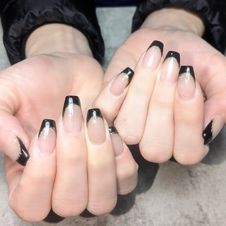 ［07］ネイルチップ フレンチネイル ブラック ミラーフレンチ オーダー ネイルチップ受注生産】ぷっくりフラワー ミラーフレンチネイル