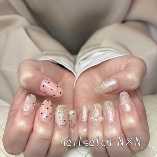 バレンタインにもホワイトデーにもぴったりなデザイン♡ 
#ニュアンスネイル #フィルイン #鳩ヶ谷ネイルサロン #川口ネイルサロン #埼玉ネイル #埼玉県ネイルサロン #子連れOKサロン #nailsalonnn #おしゃれさんと繋がりたい #おうちサロン #くすみネイル #ミラーネイル #大人ニュアンスネイル #おしゃれネイル #ハートネイル #リボンネイル #バレンタイン #ブライダル #デート #ハンド #ハート #チェーン #リボン #キラキラ #ミディアム #スクエア #ホワイト #ピンク #ジェルネイル #お客様 #nail salon N×N Nao #ネイルブック