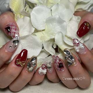 ジェルネイルチップピンクフレンチリボン埋め尽くしハート