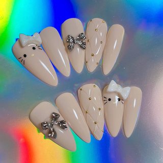 #ジェルネイル #ネイルチップ #ネイルデザイン #ロングネイル 
#海外ネイル #個性派ネイル 
#オシャレネイル #ギャルネイル 
#リボンネイル #キルティングネイル
#キティネイル #手書きアート #ハンド #キルティング #リボン #ロング #ポイント #ベージュ #ブラック #ジェルネイル #ネイルチップ #Suzu886 #ネイルブック