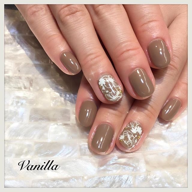 秋 冬 オフィス ブライダル ハンド Nailsalon Vanilla Shigaのネイルデザイン No ネイルブック