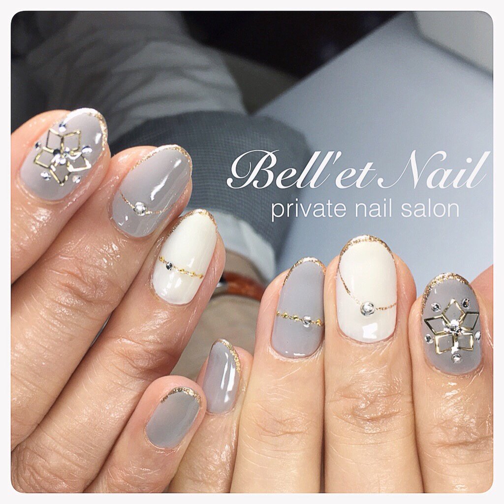 冬 ハンド ワンカラー 雪の結晶 ミディアム Bell Et Nail ネイリストayacoのネイルデザイン No ネイルブック