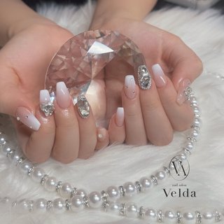 #福岡#スカルプ#グラデーション#白グラデーション#ベイビーブーマー#ちゅるん#埋め尽くし#ハート #手が綺麗に見えるネイル #オールシーズン #デート #女子会 #ハンド #グラデーション #ハート #ちゅるん #キラキラ #ワンホン #ミディアム #コフィン #ホワイト #ピンク #スカルプチュア #お客様 #【福岡市南区】💎スカルプ💎nailsalon Velda(ベルダ) #ネイルブック