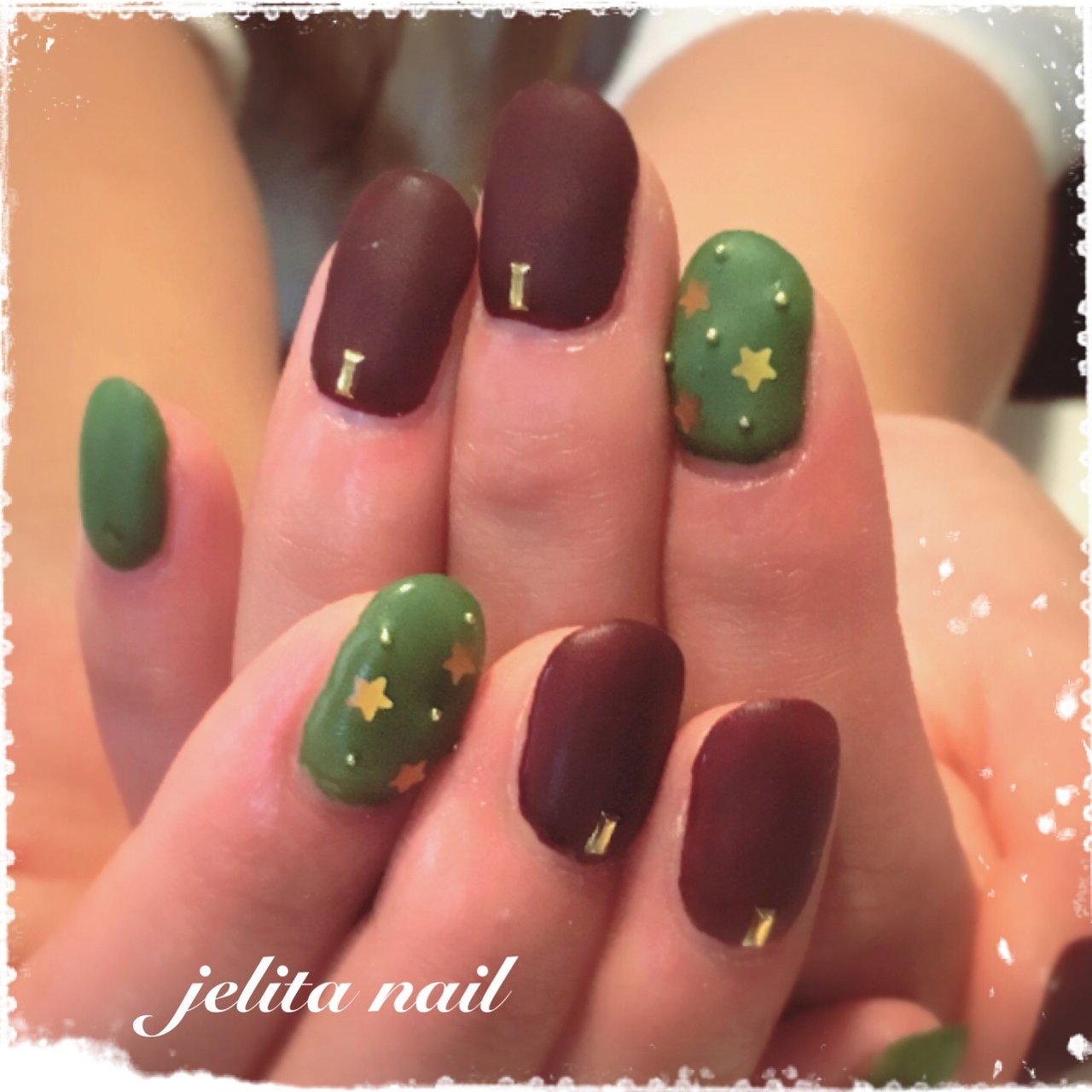 秋 冬 ハンド グリーン ボルドー Jelita Nail 麻生理香子のネイルデザイン No ネイルブック