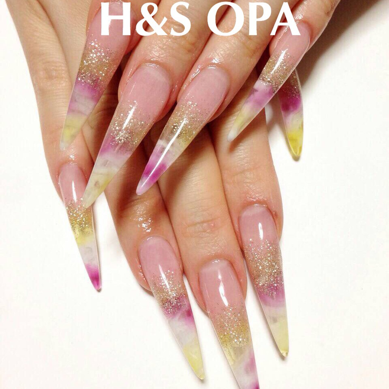 オールシーズン 成人式 卒業式 ブライダル ハンド ネイルサロンh S高崎オーパのネイルデザイン No ネイルブック