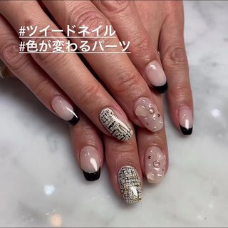 過去のツイードネイルコレクションからオーダー頂きました❣️ ポイントに紫外線で色の変わるハートパーツON❤️これがほんとに可愛いんですよね💕
❇︎
❇︎
#ツイードネイル 
#ネイル好きな人と繋がりたい 
#ネイルサロンJuju #シンプルネイル #ジェルネイル#オフィスネイル #フィルイン #身だしなみネイル #ネイルアート #韓国ネイル #パラジェル #大人女子 #大人女子ネイル #上品ネイル #アラフィフネイル #ワンホンネイル #ナチュラルネイル #上溝 #上溝商店街 #Jujuネイル #上溝商店街情報 
#相模原 #相模原ネイル #上溝ネイル 
#ホットペッパービューティー
@Jebelle

 
◌⑅⃝●♡⋆♡⃝ ♡⃝⋆●♡⑅⃝◌

【神奈川県相模原市中央区上溝　ネイルサロン＆スクールJuju】 ☎️0427642200 #オフィス #ハンド #シンプル #ツイード #ワンホン #韓国 #ミディアム #オーバル #ジェルネイル #お客様 #星川美香★ネイルサロンJuju #ネイルブック