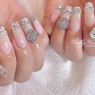 scalp💅💎 .
.
◼︎アートパーツつけ放題
#180min

♡____________________________♡.

【📍神奈川県綾瀬市深谷南3丁目】
TEL:050-6876-4511
Open 9:30〜 close13:00
定休日｜日・祝・その為

キッズスペース、駐車場有り

【✉️お問い合わせ、ご予約】
DM・LINE
↪︎公式LINE @fluffynail (@も入力して友達検索お願い致します。)

#スカルプネイル #スカルプ #長さだし #夏ネイル #クリアネイル #シェルネイル #ロングネイル　#マーブルネイル #フレンチ #フレンチネイル #セルフネイルスクール #夏 #フレンチ #シェル #マーブル #ロング #クリア #Emmy☆FluffyNail #ネイルブック
