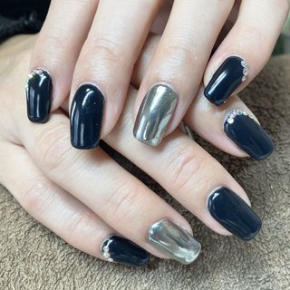  #卒業式 #ハンド #ミディアム #スクエア #ブラック #シルバー #ジェルネイル #nailya_chika_0320 #ネイルブック