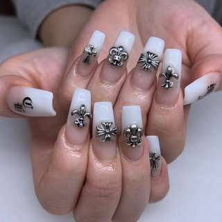 シルバーパーツ 
#Rindanail#rindanail#リンダネイル#ネイルサロン#福岡ネイルサロン#福岡市ネイルサロン#福岡大名ネイルサロン#福岡赤坂ネイルサロン#ネイルデザイン#ジェルネイル#スカルプネイルサロン#スカルプ#ベイビーブーマー#ベイビーブーマーネイル#シルバーパーツ #春 #オールシーズン #卒業式 #旅行 #ハンド #ギャル #ベイビーブーマー #グラデーション #ロング #スクエア #ホワイト #ベージュ #シルバー #スカルプチュア #お客様 #リンダ #ネイルブック