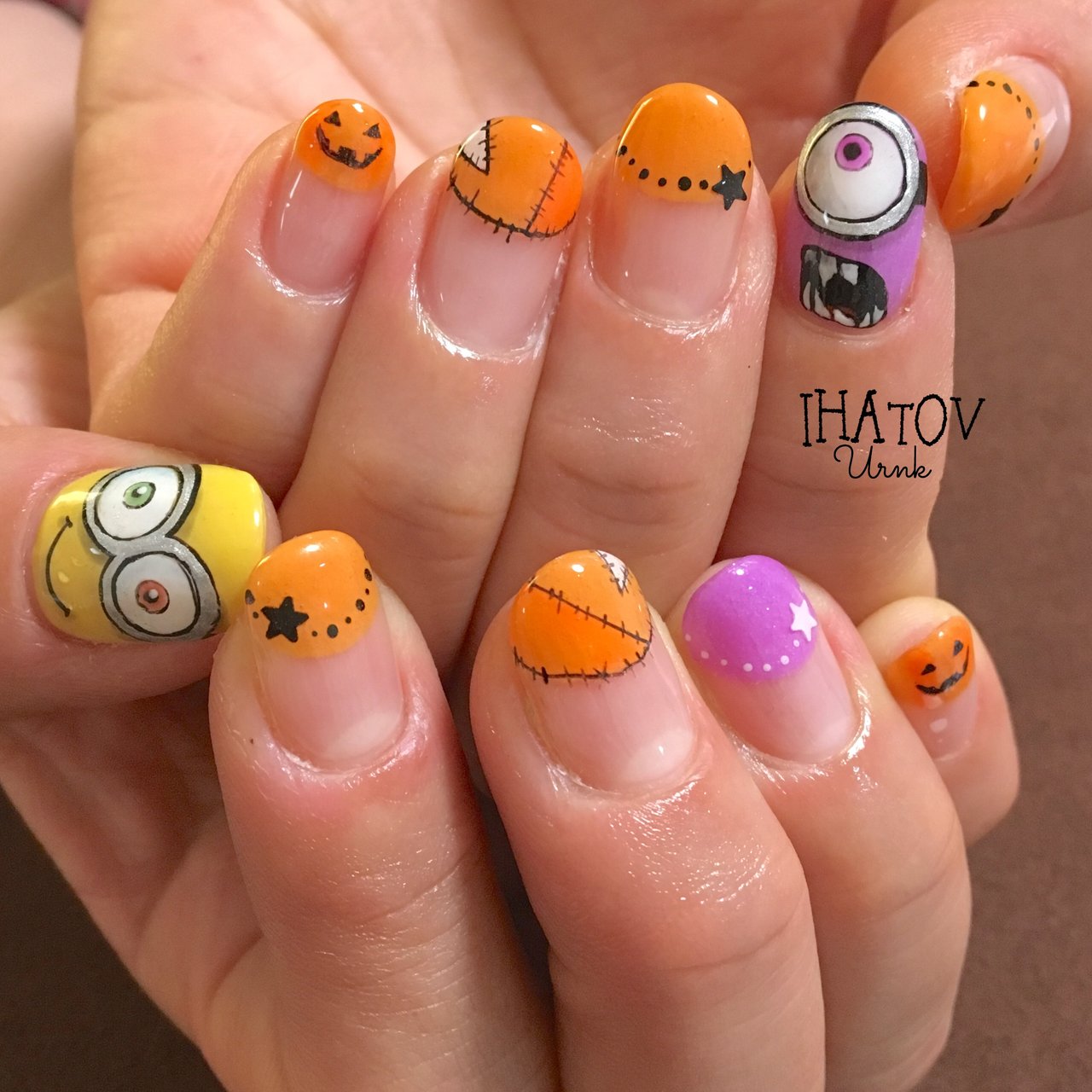 秋 旅行 ハロウィン ハンド 変形フレンチ Ihatov Nailarts のネイルデザイン No ネイルブック