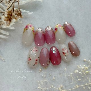 春/夏/ハンド/フラワー/ニュアンス - aclairのネイルデザイン[No