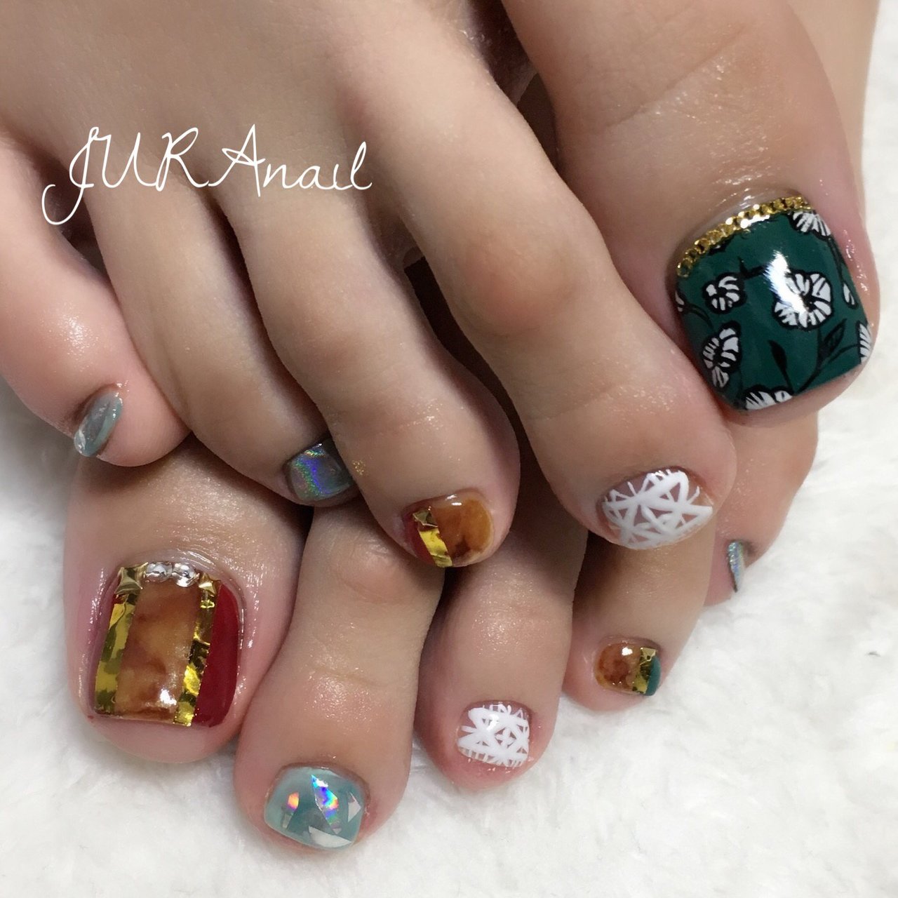 秋 オールシーズン デート 女子会 フット Megu Jura Nailのネイルデザイン No ネイルブック