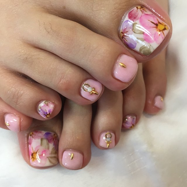 Crystal Nail クリスタルネイル 甲府のネイルサロン ネイルブック