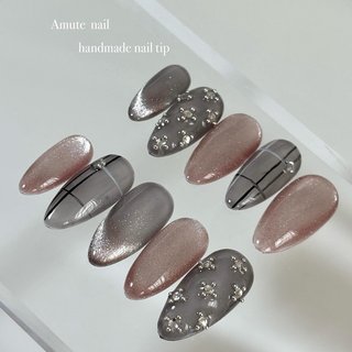♡モノトーングレーチェックネイル♡ ネイルチップ　ハンドメイド ♡モノトーングレーチェックネイル♡ ネイルチップハンドメイド