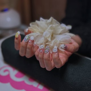 フレンチネイル(フレンチ)/＃薔薇のネイルデザイン｜ネイルブック