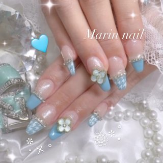 千鳥柄ネイル🩵💭お手元がキレイにみえるdesignです♡ .

#千鳥柄ネイル
#ヴァンクリネイル
#ヴァンクリパーツ
#ブランドネイル
#ネイルデザイン
#ガラスフレンチ
#ベイビーブーマー 
#ベイビーブーマーネイル 
#ホワイトネイル
#シンプルネイル
#春ネイル
#ピンクネイル
#スキニーフレンチ
#オーロラネイル
#上品ネイル
#ワンホンネイル
#キルティングネイル 
#美甲
#大人ネイル
#ハートマグネット
#ツイードネイル
#ジェルネイル
#ピクシーネイル
#ピンクベージュネイル 
#長さ出し
#バラネイル
#六本木ネイルサロン
#港区ネイルサロン
#港区女子
#麻布十番ネイルサロン #春 #ハンド #ベイビーブーマー #シンプル #3D #千鳥柄 #オーロラ #ロング #スクエア #ピンク #水色 #ブルー #ジェルネイル #お客様 #marin_nail_azabujuban #ネイルブック