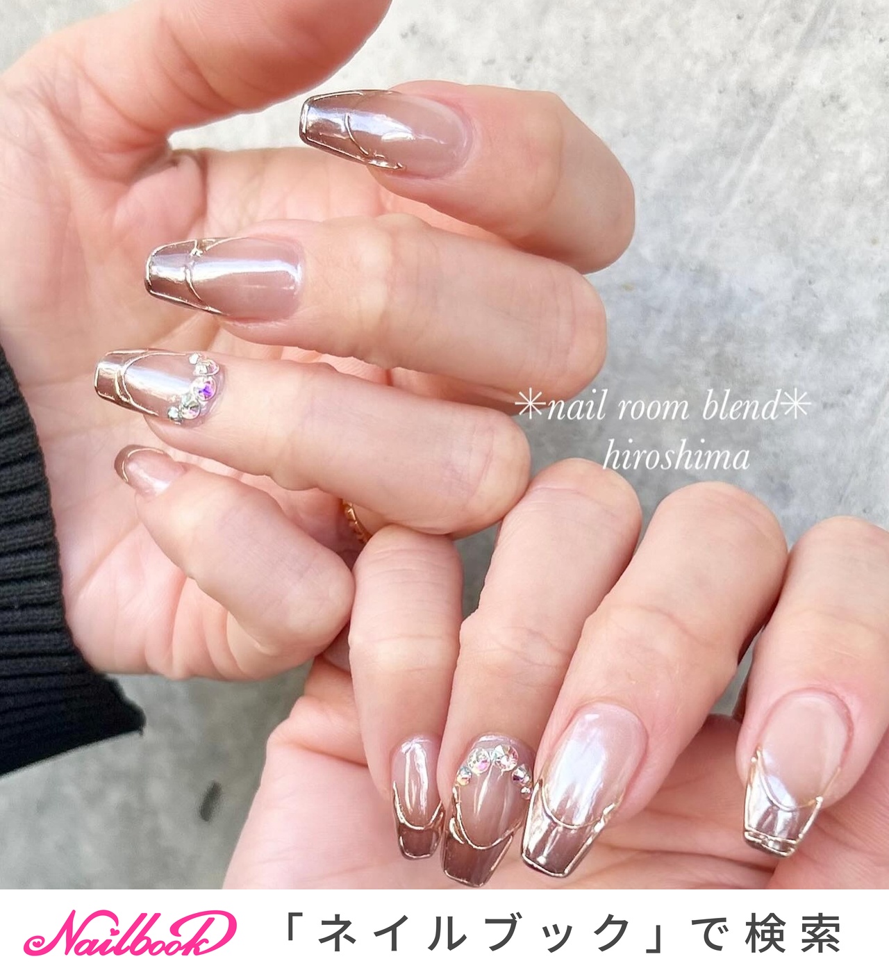 囲みフレンチのネイルデザイン｜ネイルブック