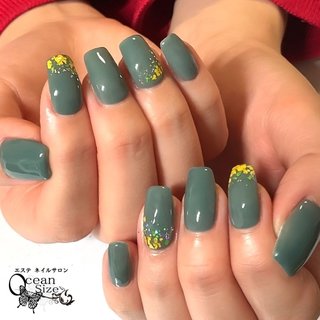 押し花で作った🏵️ミモザネイル　❤ネイルブックよりご予約できます　 #押し花ネイル #ドライフラワーネイル #お花ネイル #フラワーネイル #ミモザネイル #グリーンカラー #大人可愛いネイル #イエベネイル #春ネイル #オフィスネイル #お客様ネイル
#ネイル #ネイルアート #ジェルネイルデザイン #ネイルデザイン #nailstagram #手が綺麗に見えるネイル #春 #オフィス #パーティー #ハンド #ワンカラー #フラワー #押し花 #ちゅるん #ミディアム #スクエア #イエロー #グリーン #ジェルネイル #お客様 #ネイリスト　宮森貴子 #ネイルブック