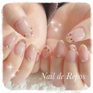 押し花フレンチのネイルデザイン｜ネイルブック