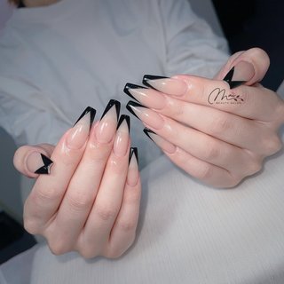 グラデーション/ちゅるん/ワンホン/韓国/ブラック - ladybyclosetの