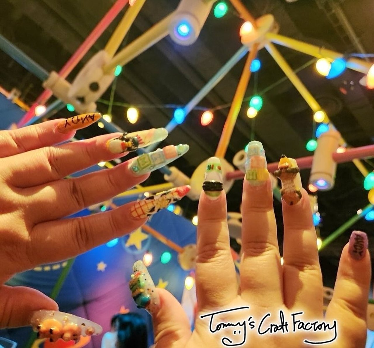 オールシーズン/旅行/ハンド/概念ネイル/ギャル - Tommyのネイル