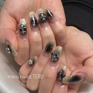 チーク/ブラックネイルのネイルデザイン(2ページ目)｜ネイルブック