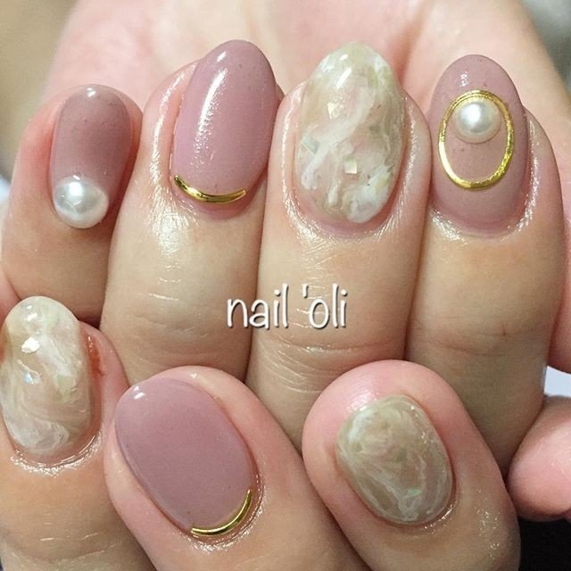 秋 冬 デート ハンド シンプル Nail Oliのネイルデザイン No ネイルブック