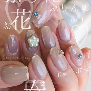 ぷりんぷりん♡ かわいっ!!

#2025ネイル 
#2025春ネイル 
#ラシェス 
#ラシェス北本
#マグネットネイル
#お花ネイル #手が綺麗に見えるネイル #春 #オフィス #デート #ハンド #マグネット #シアー #ワンホン #韓国 #ミディアム #スクエア #ベージュ #グレージュ #スモーキー #ジェルネイル #お客様 #sato-co.A #ネイルブック