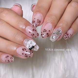 . 【HAND】デザインし放題ジェルコース11,000yen +α《ストーン埋め・Vカット・3D・手描きアート別》
【メニュー名】#キティネイル 
【担当スタッフ】YUKA @monnal_yuka 
.
ご来店ありがとうございます☺︎
.
.
.
━━━━━━━━━━━━━━━━━━━━
ハンドジェル・スカルプメニュー
【担当YUKA指名】20%OFFキャンペーン実施中🌷
━━━━━━━━━━━━━━━━━━━━
【福井店】ご予約はこちら↓

LINE ID @vnd4371h
LINEから24時間ネットご予約受付中です💌

 MONNAL& モナールアンド 
営業時間 9:30～18:00 (Lo.17:00) 
定休日 不定休

住所　福井市大町10-2-2 
ショッピングシティベル近く🔔
.
TEL 0776-63-6268

━━━━━━━━━━━━━━━━━━━━
【鯖江店】ご予約はこちら↓

LINE ID @058rlgbk
LINEから24時間ネットご予約受付中です💌

 美爪ケア育成ネイルサロン Li & リアンド
営業時間 9:30～18:00 (Lo.17:00) 
定休日 日曜日・祝日

住所　鯖江市有定町1丁目8-10 2F
西山公園近く⛲️
.
TEL 0778-25-1552

━━━━━━━━━━━━━━━━━━━━
#MONNAL&#モナールアンド
#Li&#リアンド#monail#もないる
#福井ネイル#福井ネイルサロン
#ケア#ジェル#スカルプ#フットジェル
#ネイル#アートし放題#深爪矯正福井
#パーフェクトフィルイン福井
#ベース一層残し福井#フィルイン福井
#ちゅるんネイル #ワンホンネイル#韓国ネイル#大人かわいいネイル #オフィスネイル#シンプルネイル #オフィス #シンプル #ちゅるん #ワンホン #韓国 #悠 #ネイルブック