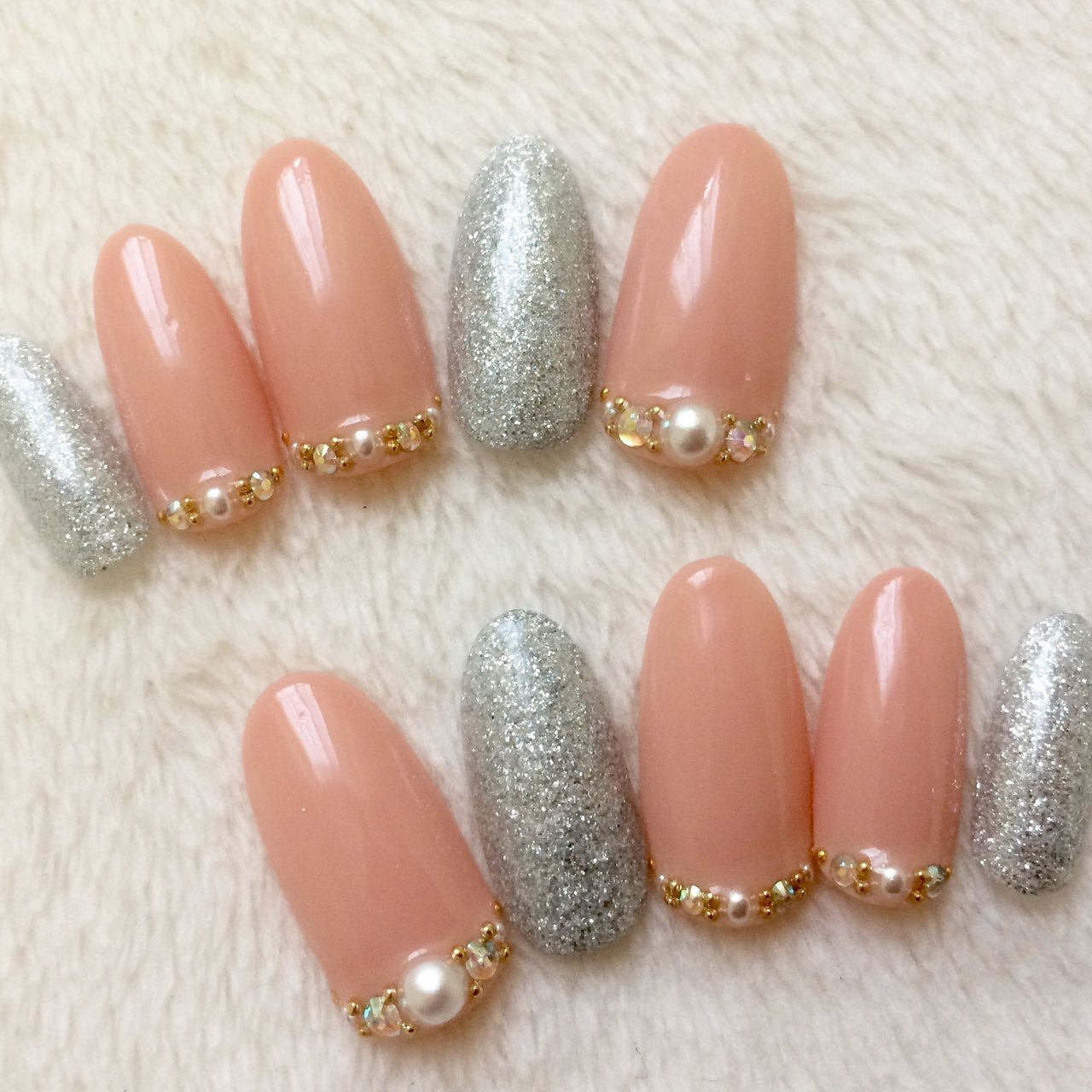 オールシーズン ハンド ベージュ ピンク シルバー Nailsalon Athenaのネイルデザイン No ネイルブック