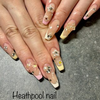 51))ビジュー ストーンネイル フレンチガーリー ネイルチップ ブライダル