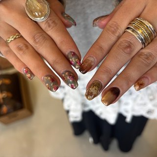 #春ネイル #花柄ネイル #ハンド #ニュアンス #ちゅるん #ぷっくり #個性派 #ミディアム #スクエア #ジェルネイル #お客様 #nb223176ca6023 #ネイルブック
