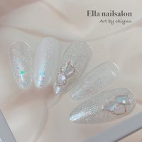宝石ネイル