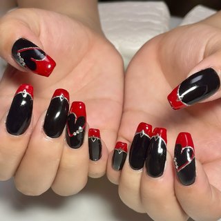 黒赤ネイルのネイルデザイン｜ネイルブック