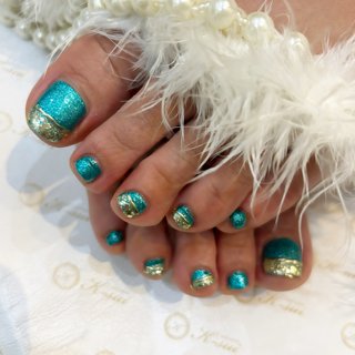 #フット #ジェルネイル #お客様 #ワンカラー #ラメ #ニュアンス #ミラー #ホログラム #春 #パーティー #デート #女子会 #フット #ホログラム #ラメ #ワンカラー #ニュアンス #ミラー #ショート #スクエア #グリーン #ジェルネイル #お客様 #K_sui #ネイルブック