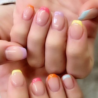  #春 #オールシーズン #ハンド #フレンチ #ショート #スクエア #カラフル #ジェルネイル #お客様 #nail salon shell #ネイルブック
