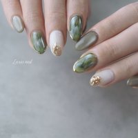 グリーン