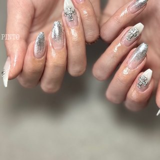 【新品未使用】クロムハーツ ネイルラッカー クィィーン 15ml e1f28b5a104bea0fa58ed497-