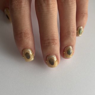 ナチュラルカラーにマグネットジェルのアートが個性的なデザインです^ ^ #シンプルネイル #ショートネイル #マグネットジェル #個性派ネイル #スクエアネイル #大人ネイル #春 #秋 #ライブ #女子会 #ハンド #シンプル #ギャラクシー #大人 #キラキラ #個性派 #ショート #スクエア #ベージュ #ジェルネイル #お客様 #tomoka #ネイルブック