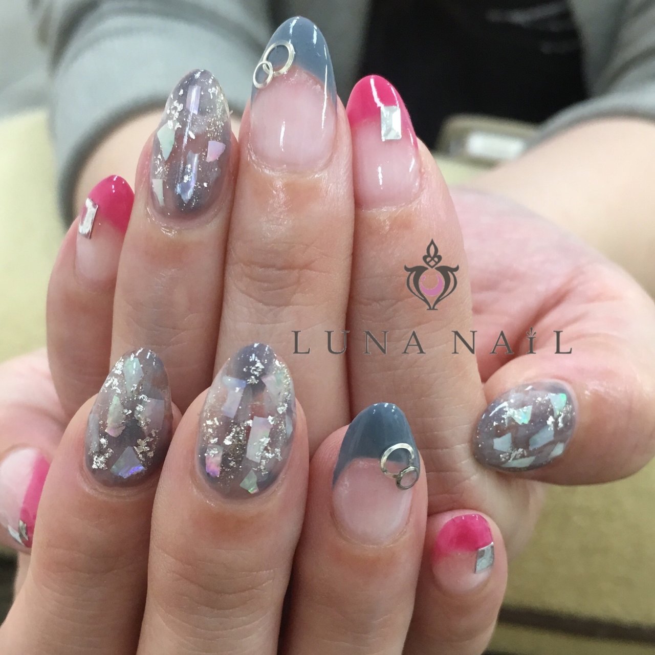 秋 冬 ライブ オフィス ハンド Luna Nail のネイルデザイン No ネイルブック